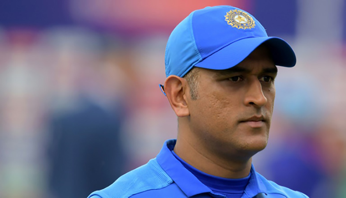 dhoni in blue jersey