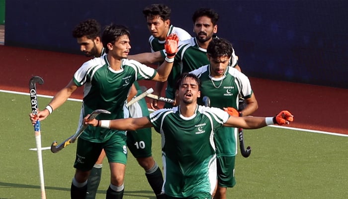 29543 9459412 updates - Pakistan: Pakistan secure semi-final berth in Sultan of Johor Cup - Pakistan emerged victorious over Malaysia with a final score of 3-2, securing their place in the semi-finals of the Sultan of Johor Cup.