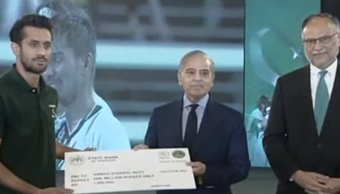 36157 8415443 updates - Pakistan: Pakistan hockey team felicitated by PM Shehbaz in special ceremony - A special ceremony was held in Islamabad on Wednesday in order to felicitate the Pakistan hockey team for qualifying for the final of the Sultan Azlan Shah Cup 2024 in Ipoh, Malaysia, recently. 