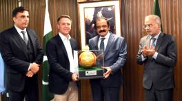 IPC Minister Rana Sanaullah extends full support to Pakistan Football League