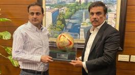 Mayor Karachi extends support to PFL in bid to revive football in Pakistan