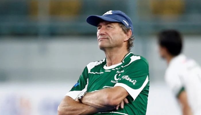 38876 1781698 updates - Pakistan: Roelant Oltmans to not continue as head coach of Pakistan hockey team - KARACHI: The Pakistan hockey team currently in China is encountering significant challenges and after losing several senior players, the national side has also been deprived of the services of their foreign coach, Roelant Oltmans, Geo News reported on Monday.