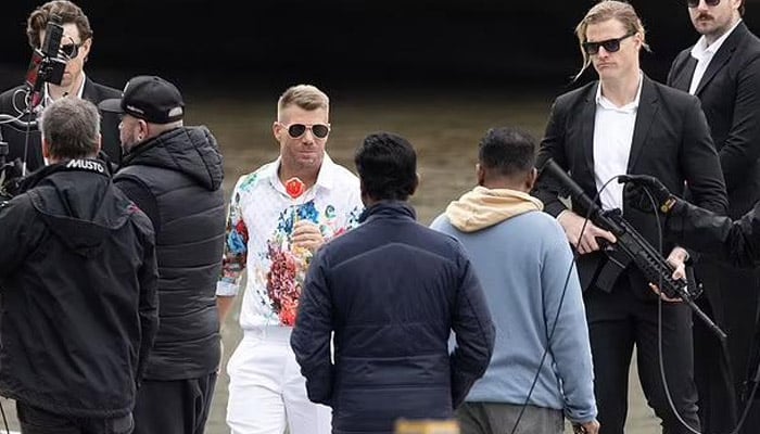 David Warner stars in unexpected film shoot in Melbourne - Social Buzz -  geosuper.tv